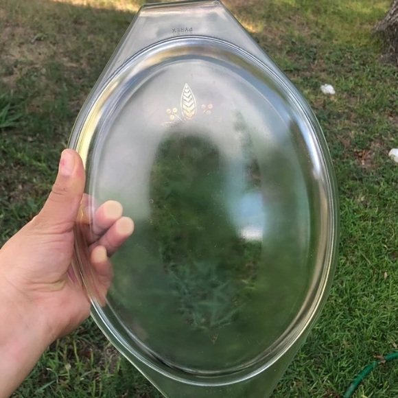 Pyrex Golden Poinsettias With LID 2.5 Qt Oval Casserole 045 Christmas Promo RARE - Picture 10 of 12